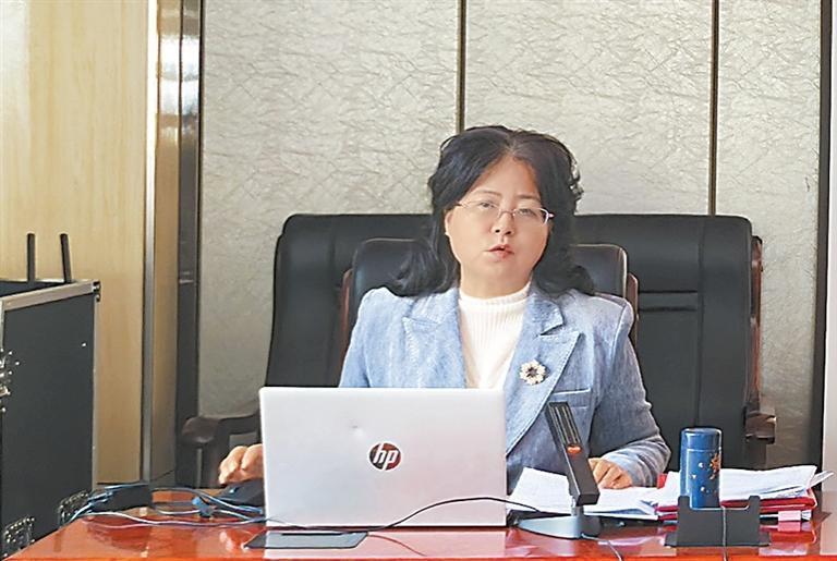 张萍委员在宣讲　新甘肃&middot;甘肃日报记者　顾丽娟