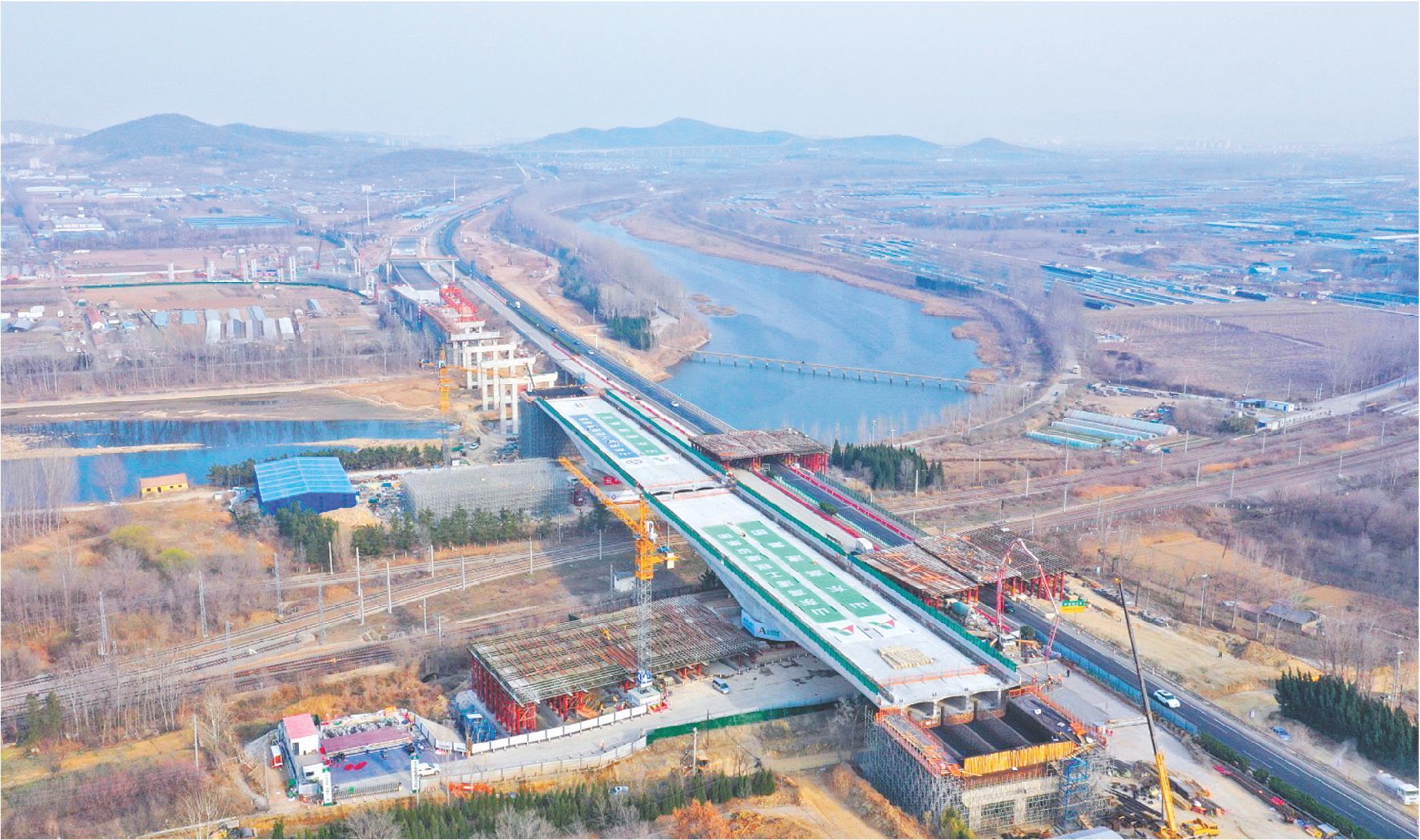 3月24日拍摄的转体桥。