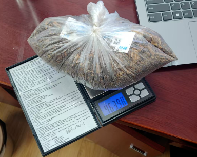 老中医离世留下“特殊药材” 儿子一看赶紧送到派出所……