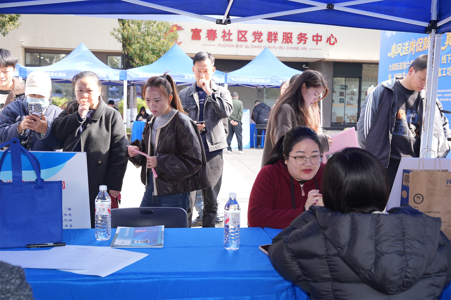 “碶聚英才”暖心启航 “大灵峰”片区打造青年就业“磁力场”