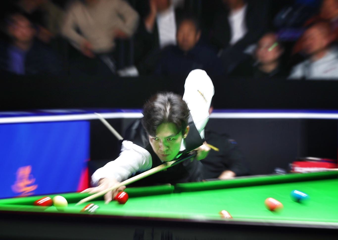 ▲决赛之夜，逆转夺冠。