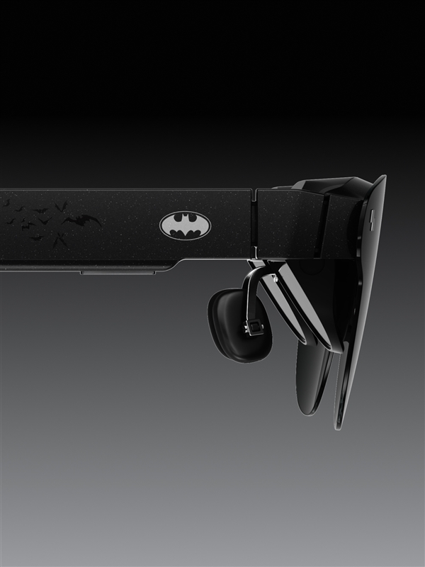 首发1899元 雷鸟Air 4 Pro蝙蝠侠限定版发布:口袋里的135英寸巨幕