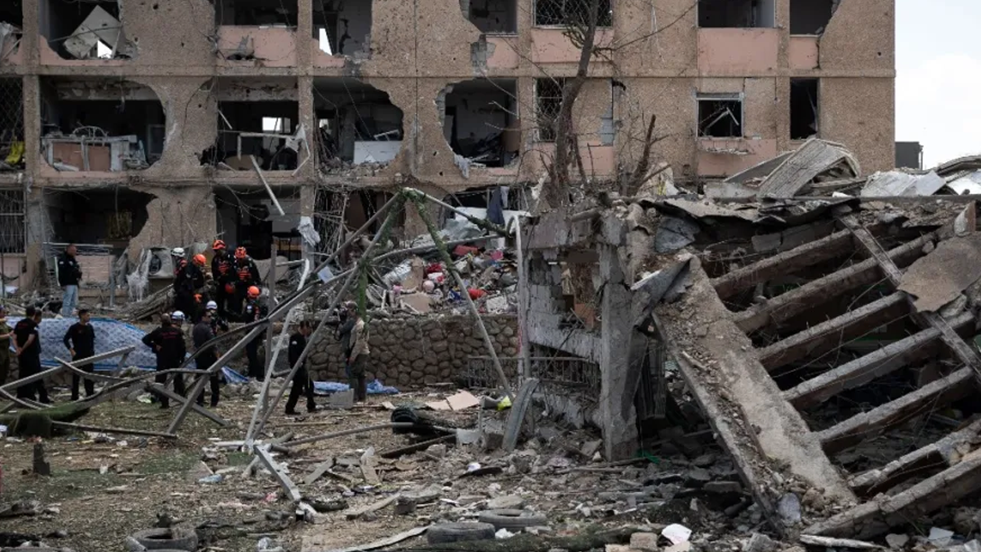 伊朗警告：若发电站遭袭，将摧毁中东所有美国持股公司