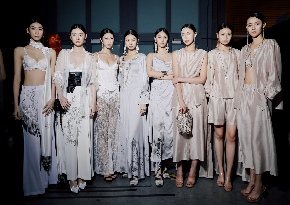 内衣行业至高荣誉大奖——金肚兜奖颁奖典礼圆满举行