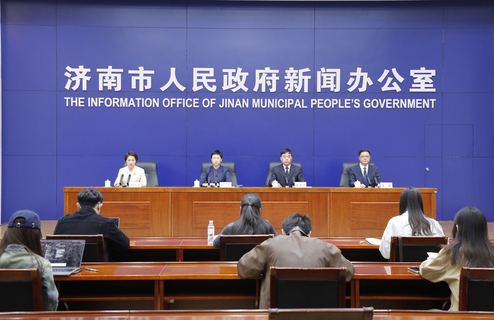 济南:年内县、镇街、村(社区)三级养老服务网络覆盖率将达80%以上