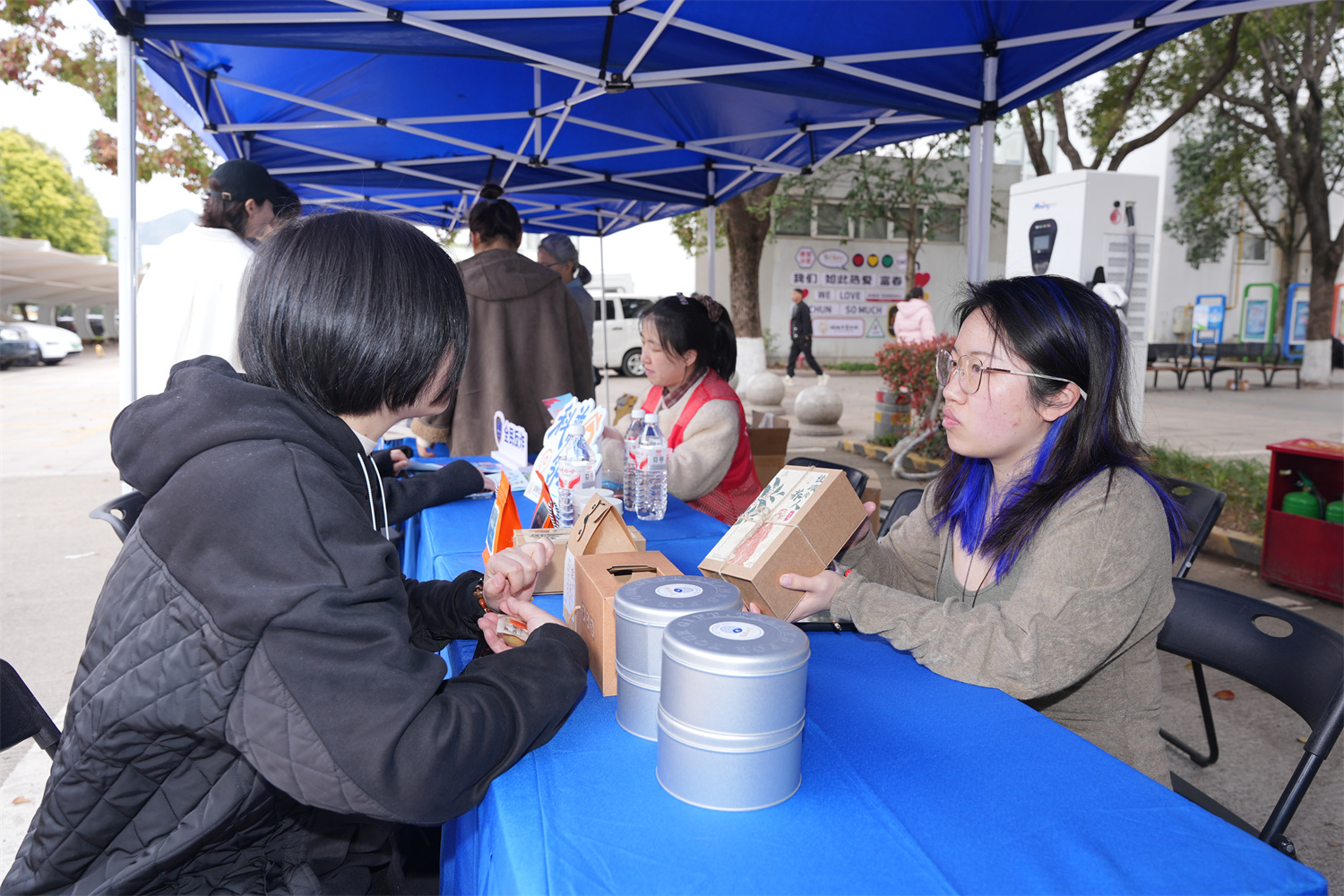 “碶聚英才”暖心启航 “大灵峰”片区打造青年就业“磁力场”