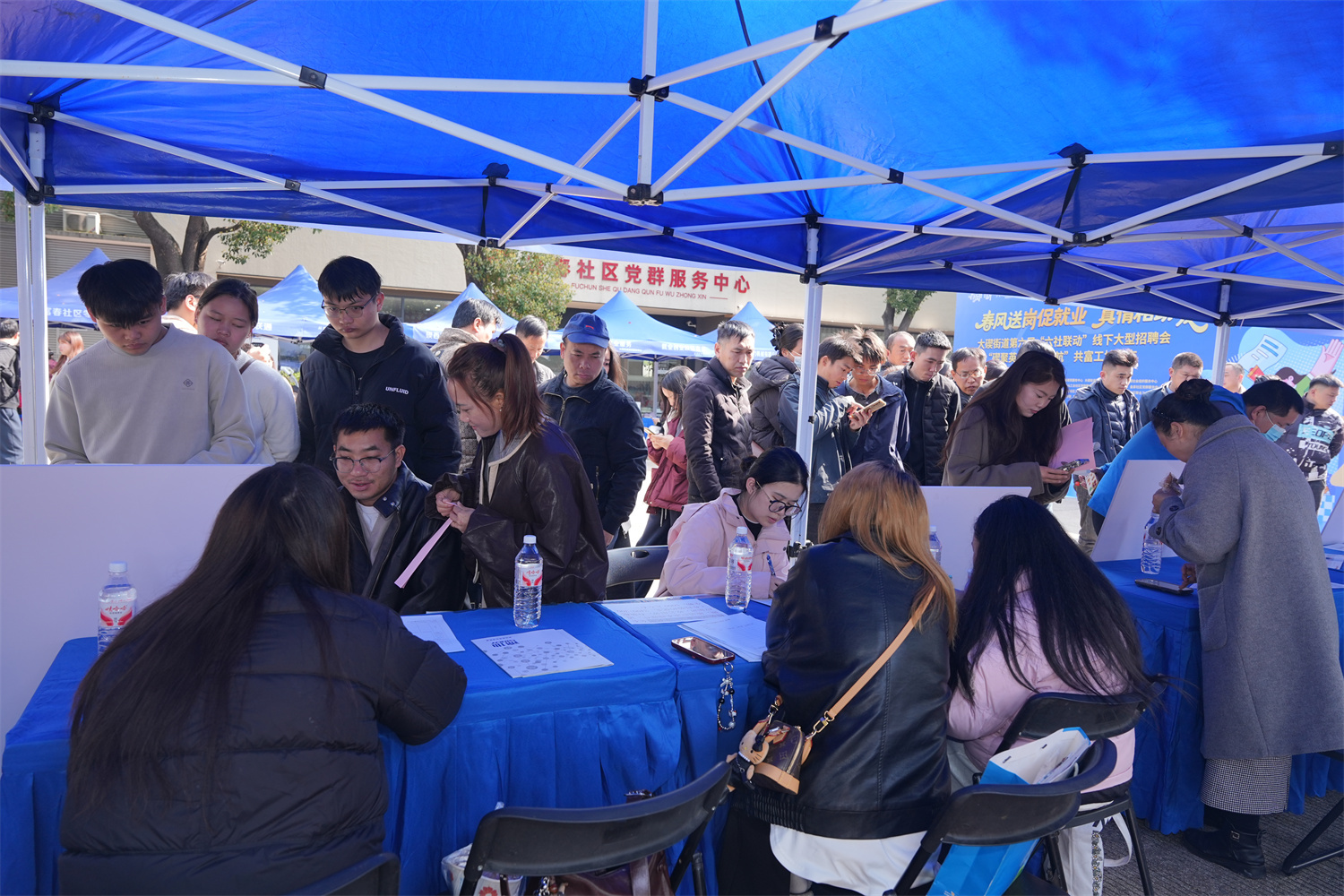 “碶聚英才”暖心启航 “大灵峰”片区打造青年就业“磁力场”