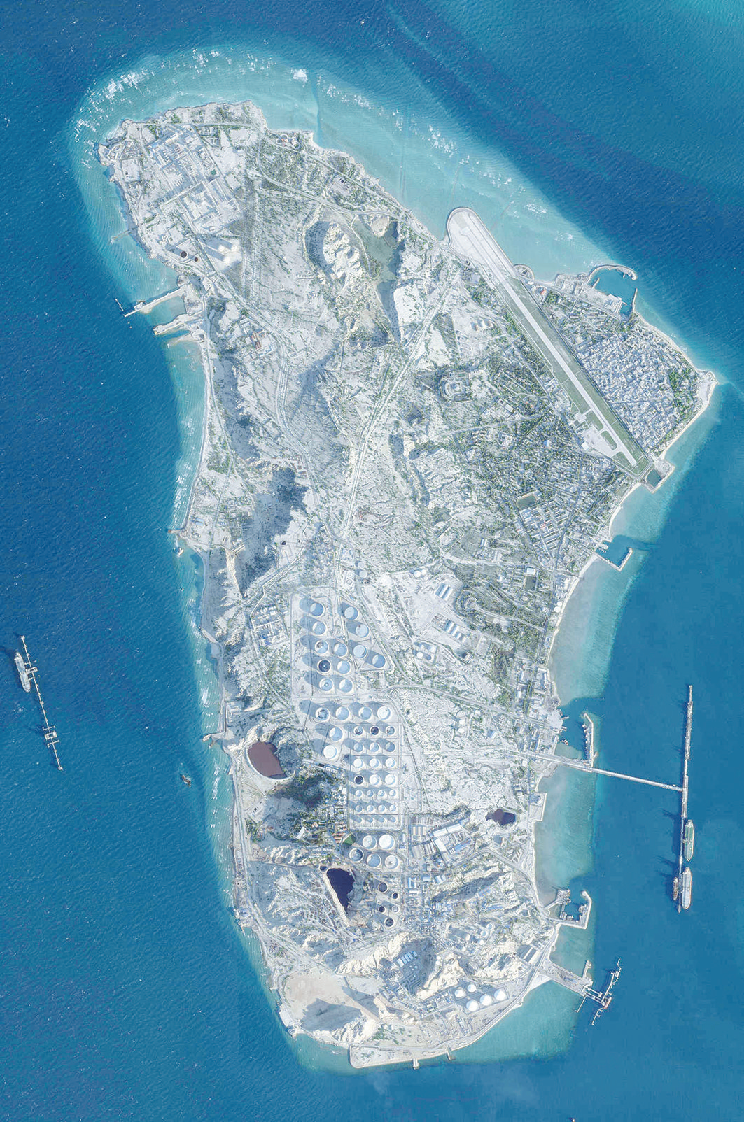 2月26日，西方营业卫星公司拍摄的哈尔克岛。