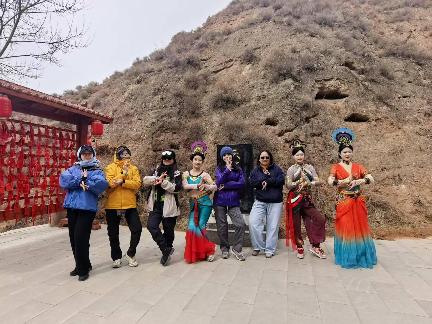 天梯山石窟景区供图