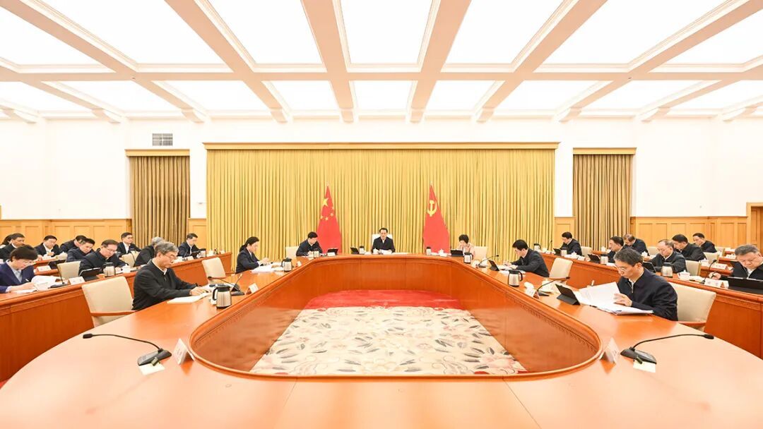 4月3日下午，市委常委会举行会议，市委书记袁家军主持并讲话。记者 苏思 摄/视觉重庆