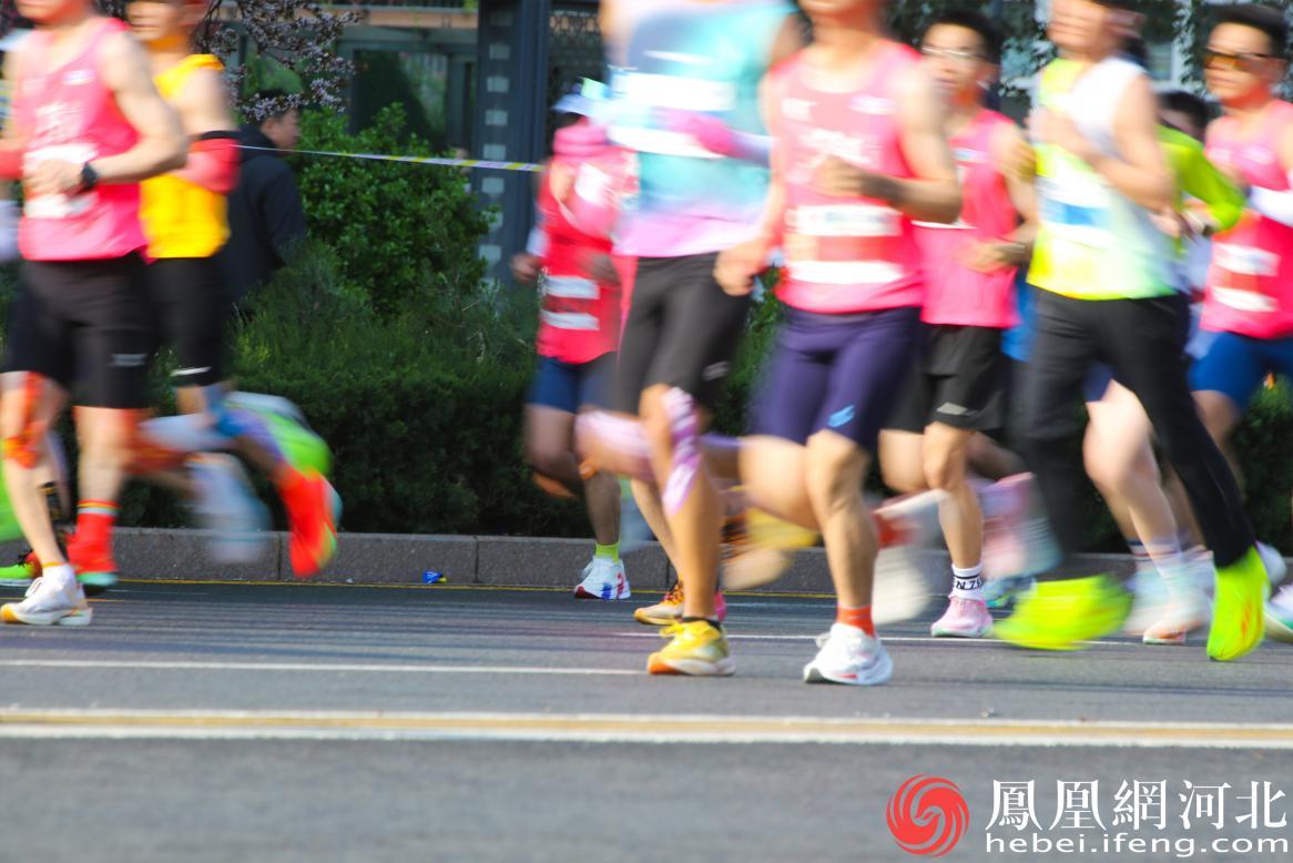 一步一景、一处一韵,每一段路程都镌刻着石家庄的奋进足迹 李卓然摄