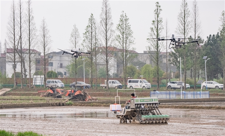2026年全省“百万农机闹春耕”活动启幕（图）