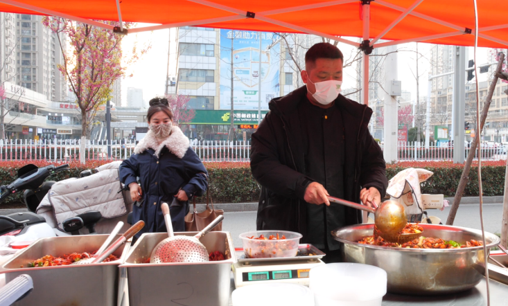 早春尝鲜热潮起，徐州睢宁“小龙虾”撑起“大产业”