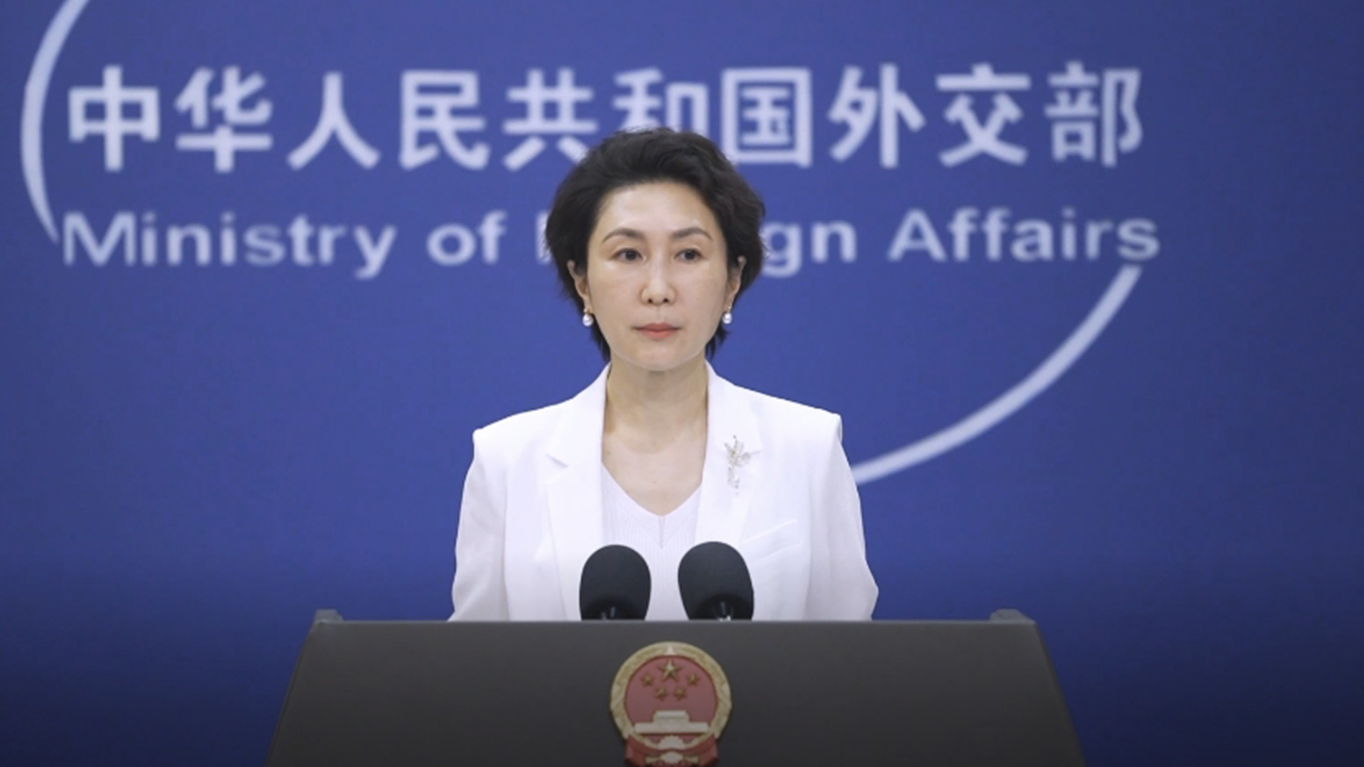 外交部：近日三艘中方船舶过航霍尔木兹海峡，感谢有关方协助