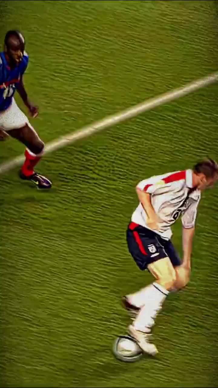 「足坛经典时刻」04欧洲杯齐达内VS贝克汉姆 #贝克汉姆 #齐达内