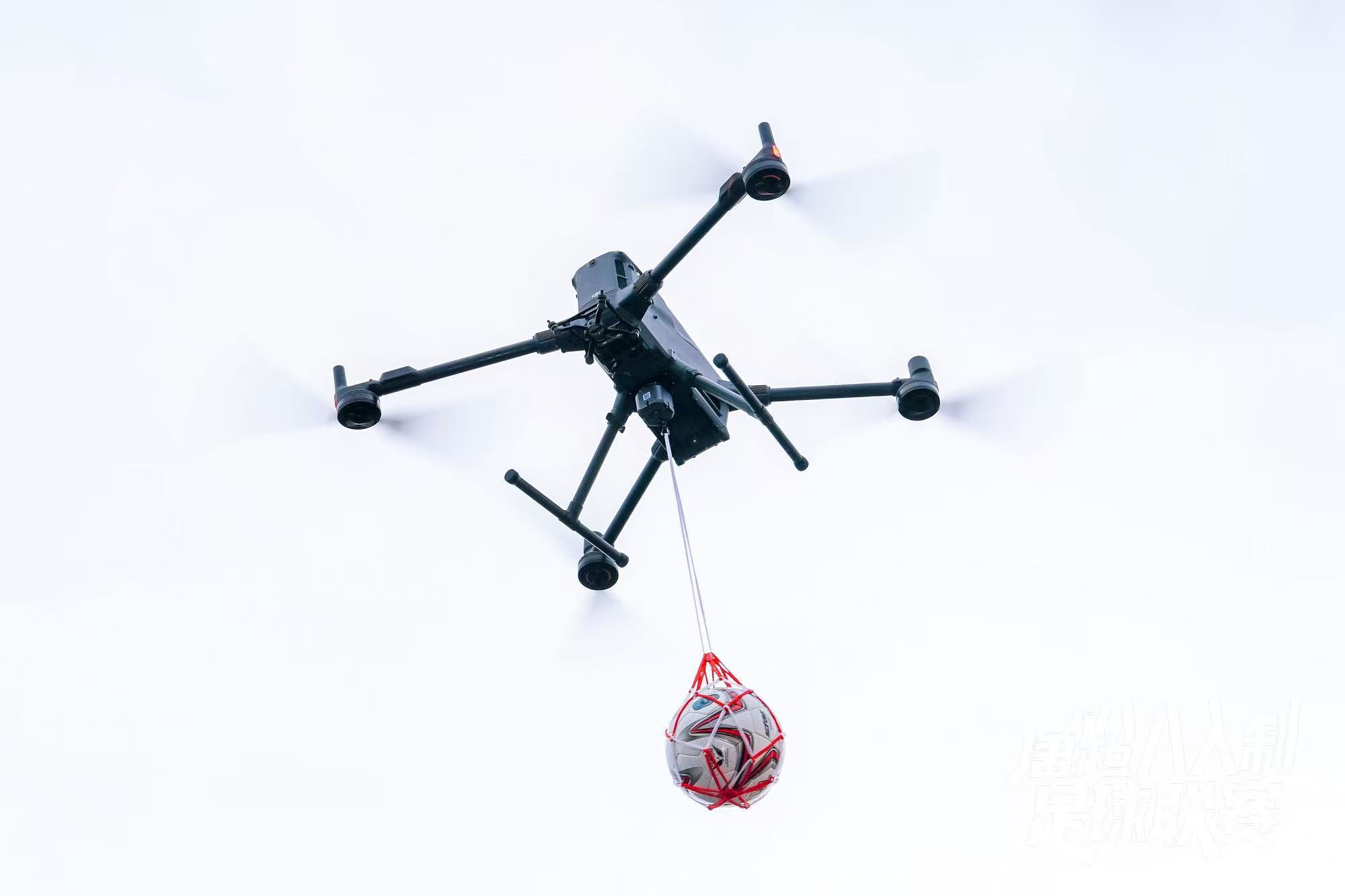 科技开球点燃高新 全民参与共筑绿茵,“唐超”八人制足球联赛开幕