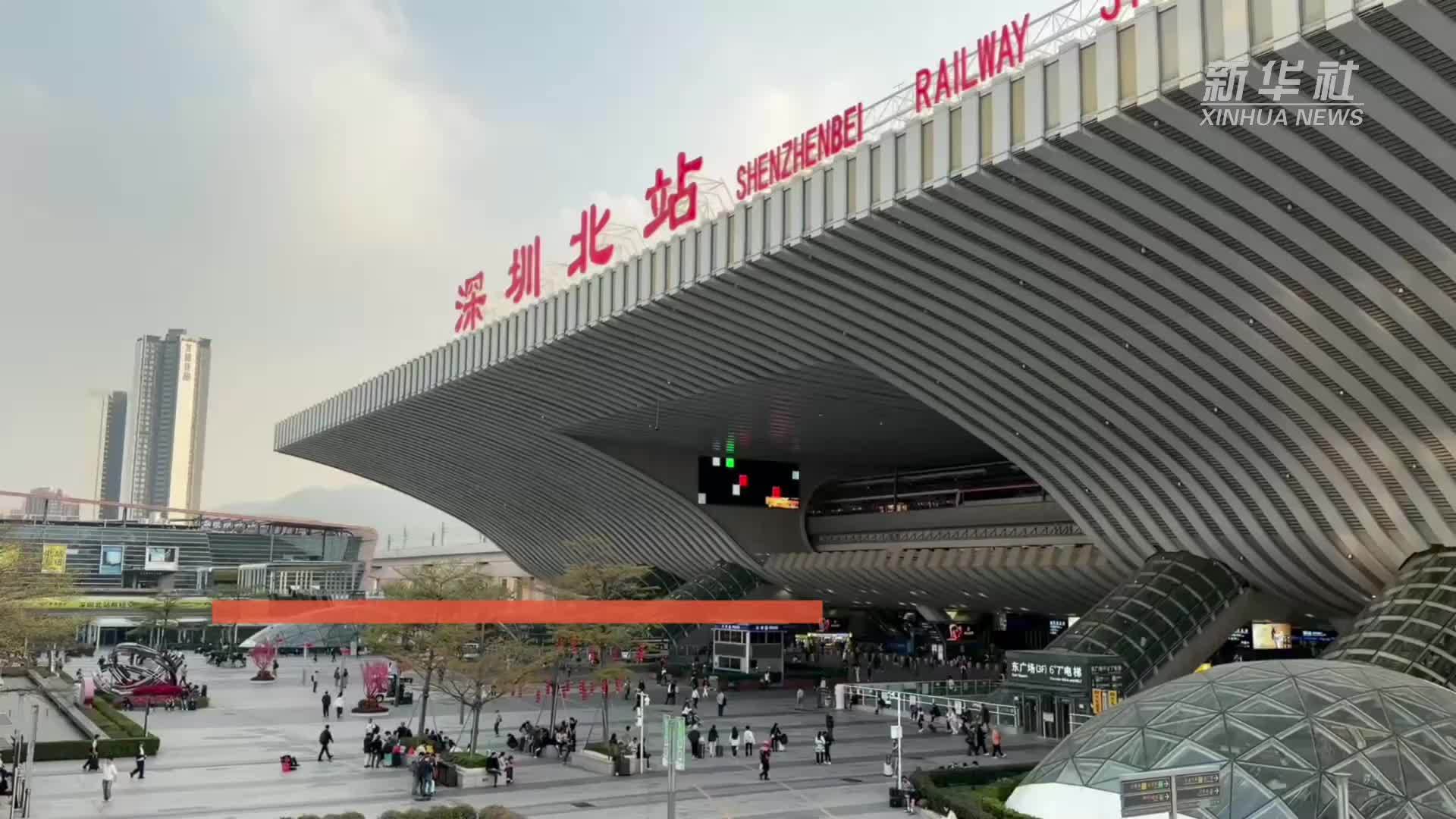 高铁专列发车 香港游客开启内地踏青赏花之旅