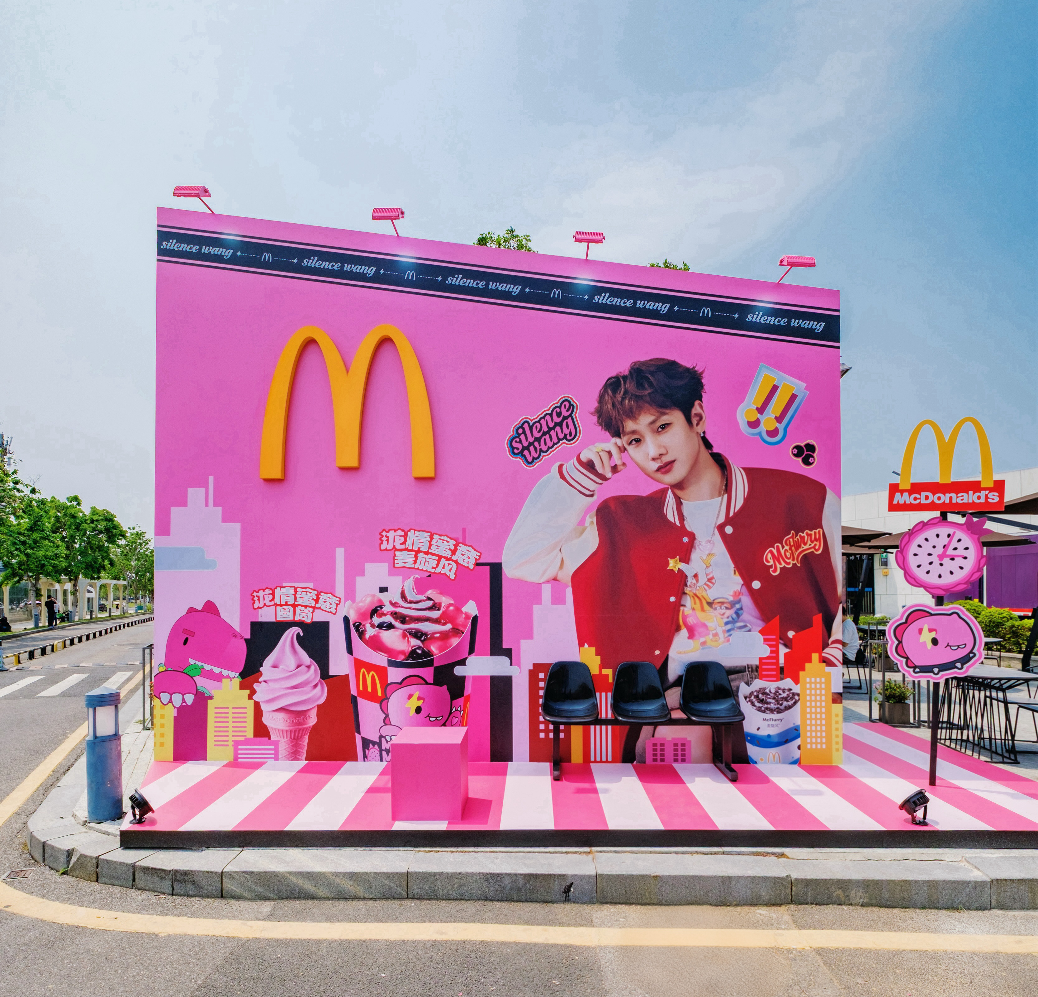 深圳欢乐海岸得来速餐厅主题旗舰店