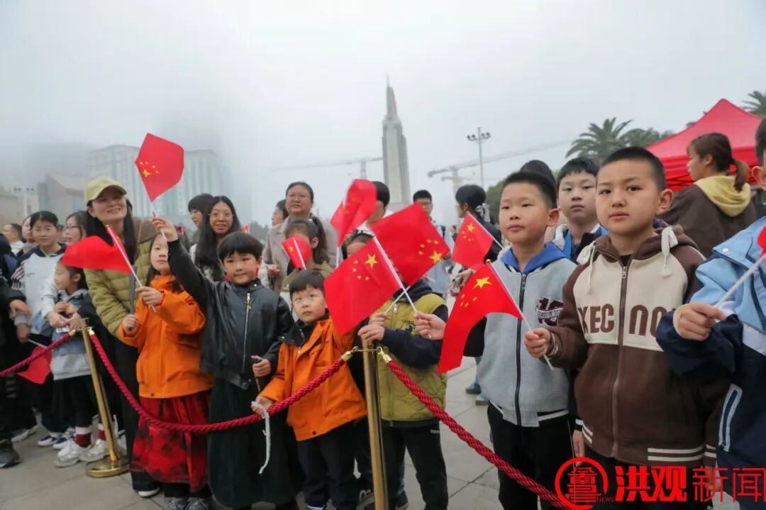 南昌八一广场升旗仪式四月场次活动举行(图)