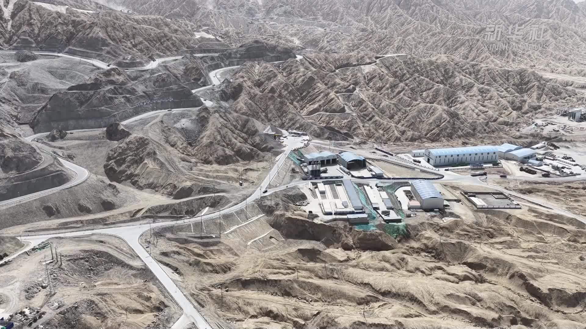 新疆若羌抽水蓄能电站地下厂房首层开挖完成