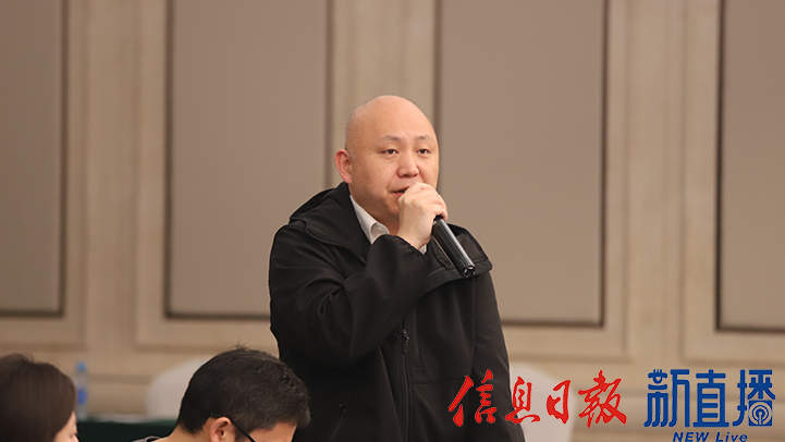 大江新闻提问