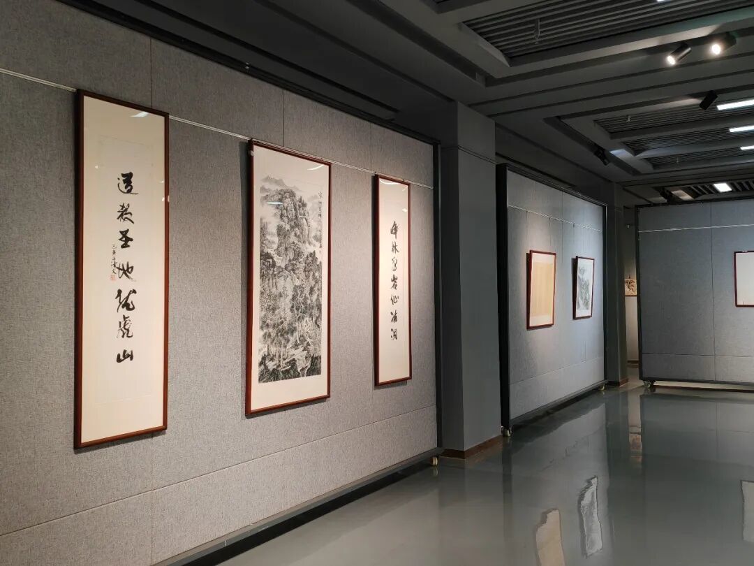 （鹰潭市美术馆 供图）