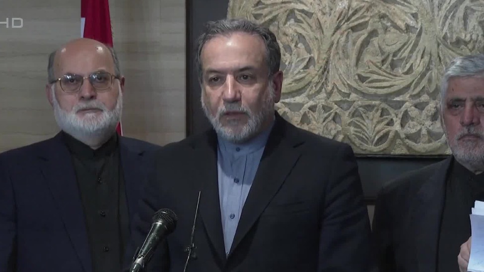 伊朗外长证实直接收到美特使消息