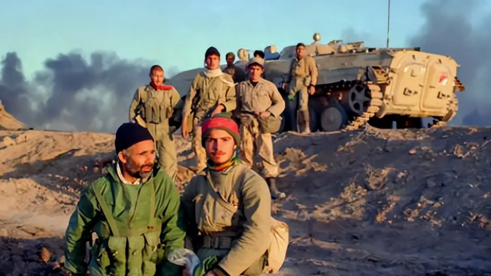 比拟中东的阿拉伯国度以及以色列，曾硬扛8年两伊干戈的伊朗是能过苦日子的。