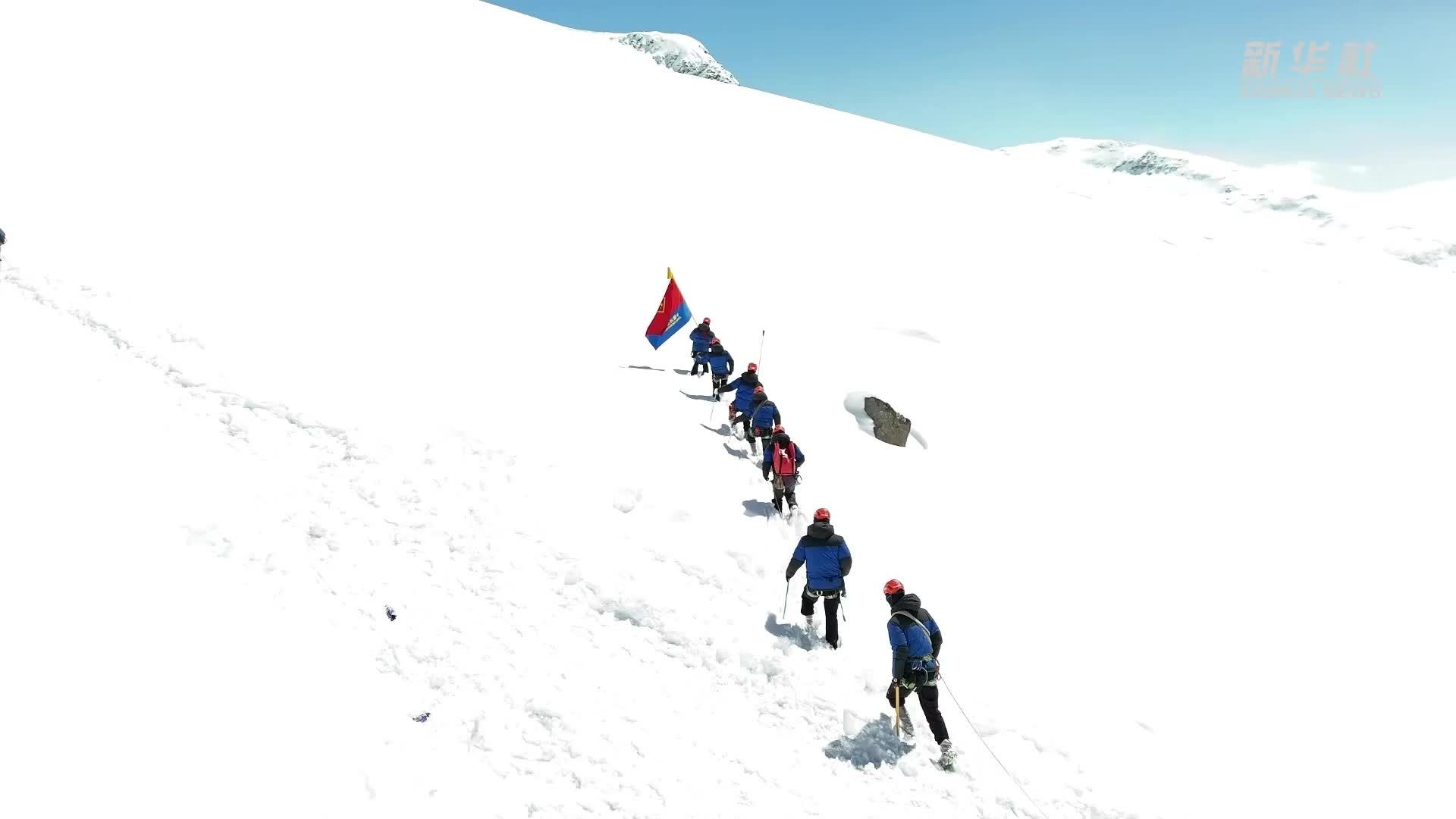 青海消防开展雪山救援技术复训