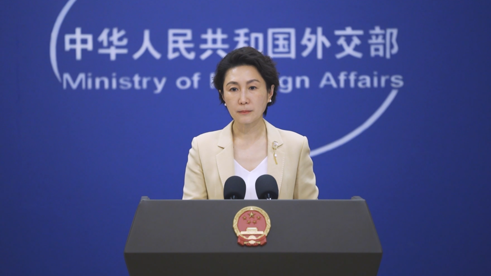 伊朗民用桥梁遭美军空袭，外交部：反对袭击民用设施，有关方应立即停火