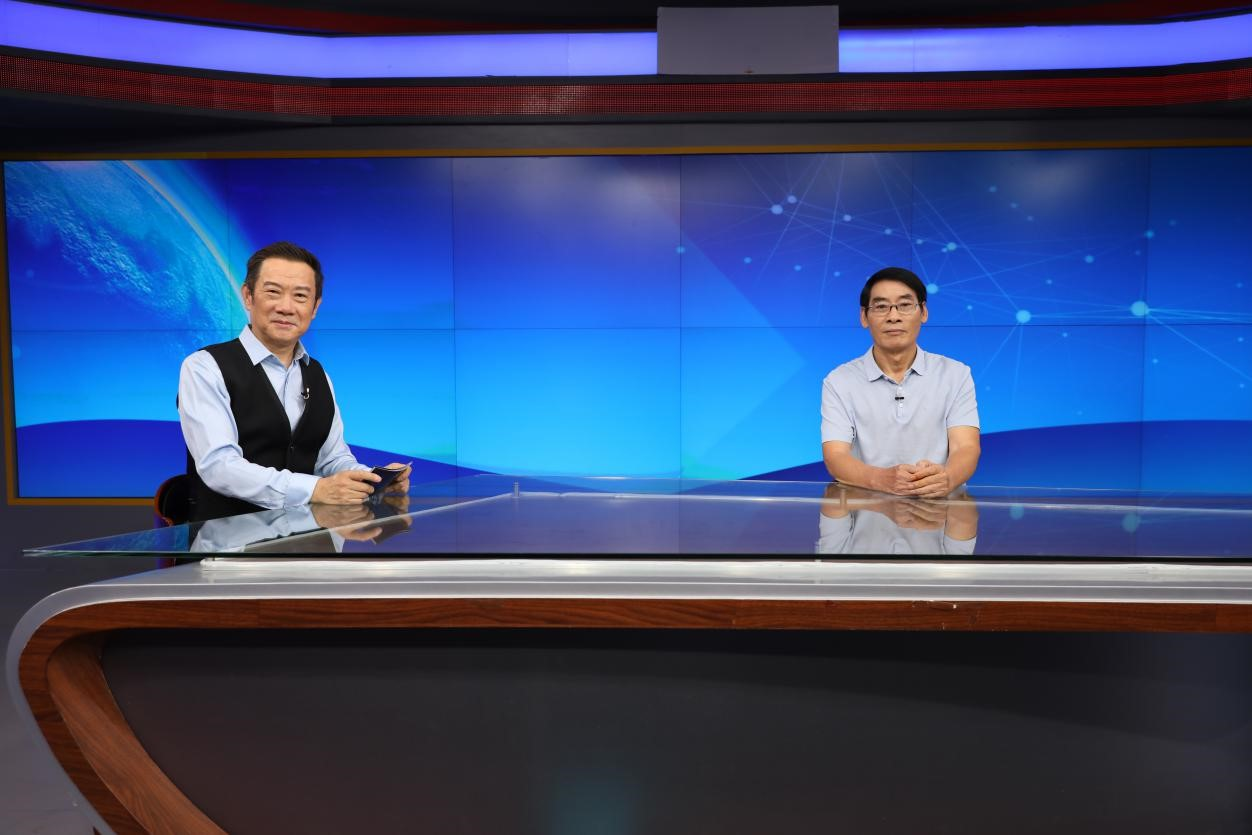 凰家访谈｜“宠物营养膏之父”包金旺：视质量为生命，以中医药智慧深耕宠物健康