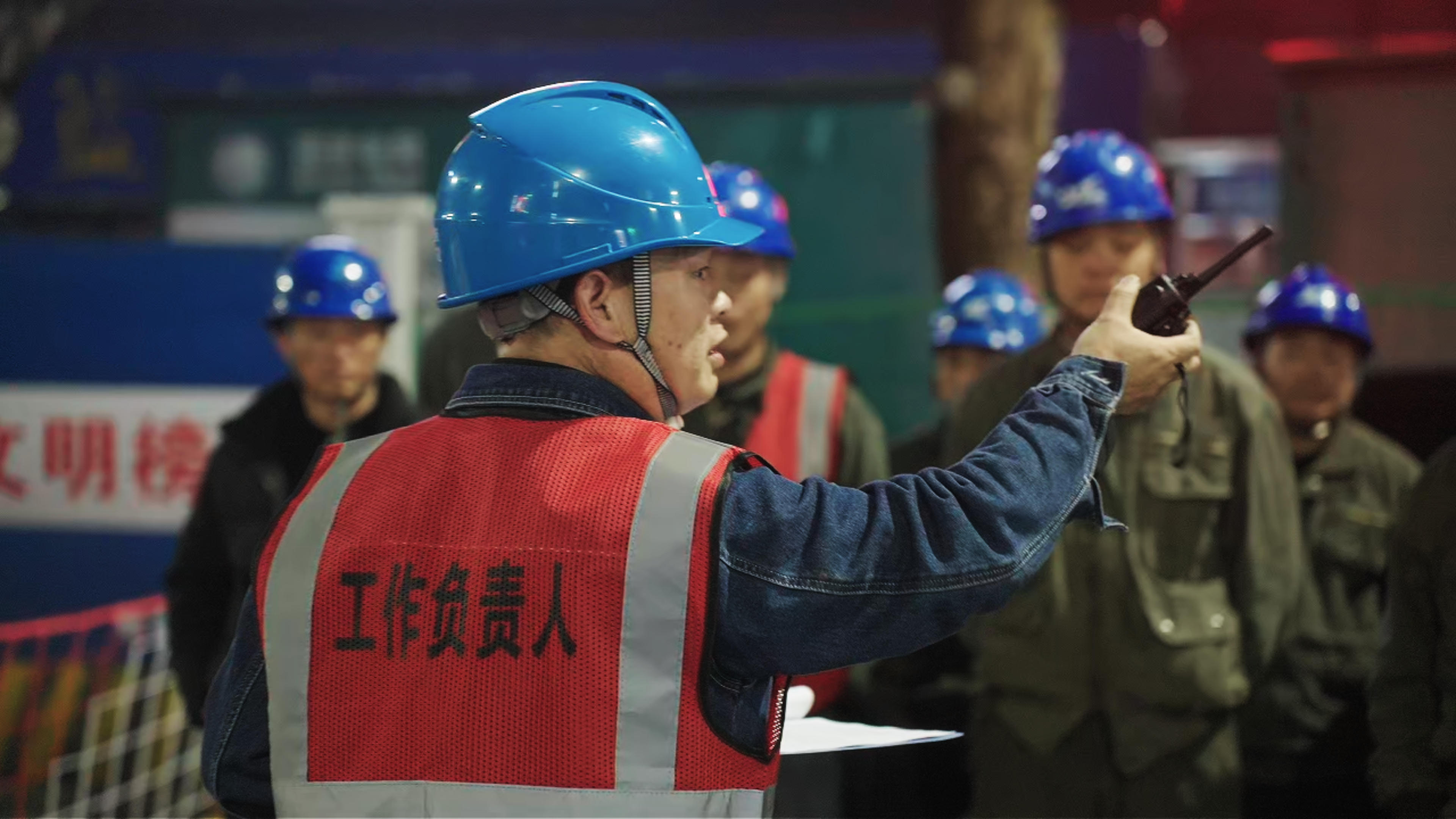 江西新余：电力零点作业护航城市更新改造