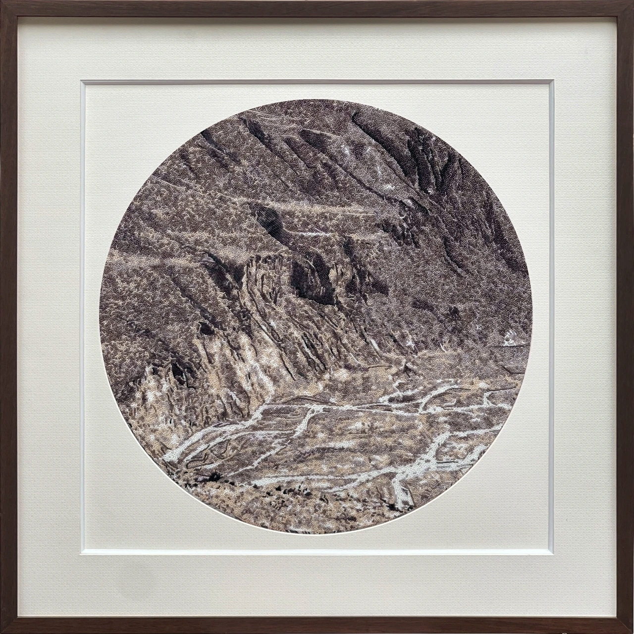 时隔六年,深圳再捧山花奖!珠绣作品《峡谷奇光》获全国民间文艺最高奖