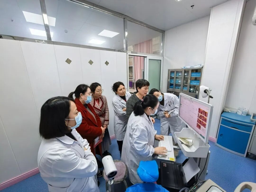 西安市第四医院联合中华预防医学会妇保分会开展妇幼健康主题系列活动