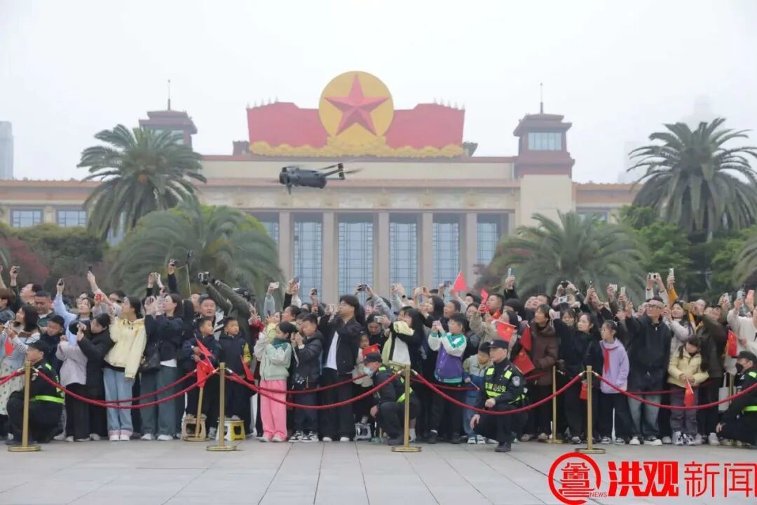 南昌八一广场升旗仪式四月场次活动举行(图)