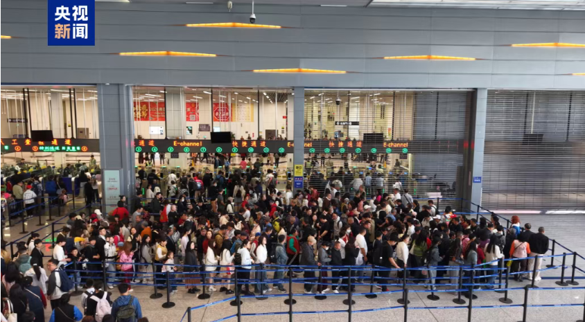 再创新高！港珠澳大桥口岸港澳单牌车单季度首次突破100万辆