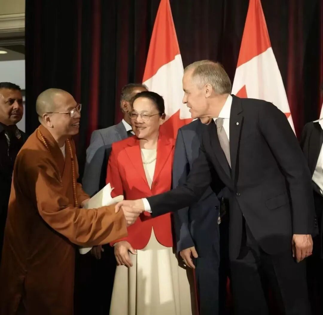 达义大和尚受邀出席加拿大总理会见，亲笔题写墨宝赠予卡尼总理