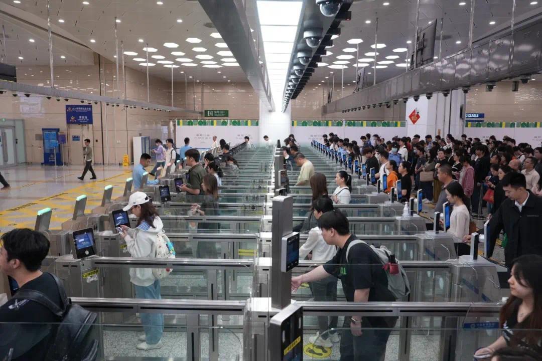 229万人次！珠海边检预测清明假期口岸客流同比增16%