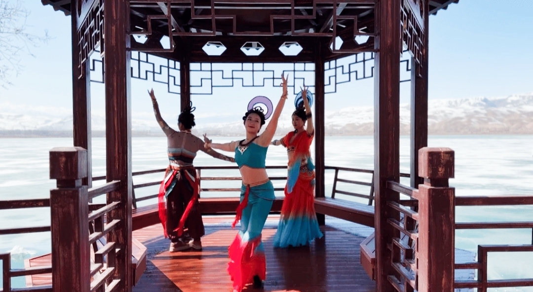 天梯山石窟景区供图