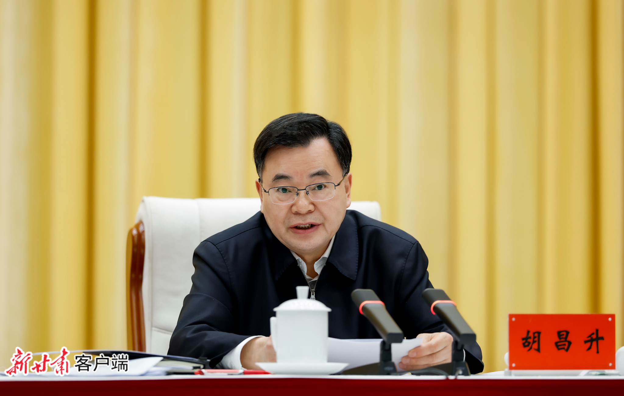 3月31日,2025年度省管领导班子和领导干部考核讲评会议在兰州召开,省委书记、省人大常委会主任胡昌升出席并讲话。新甘肃·甘肃日报记者 孟捷