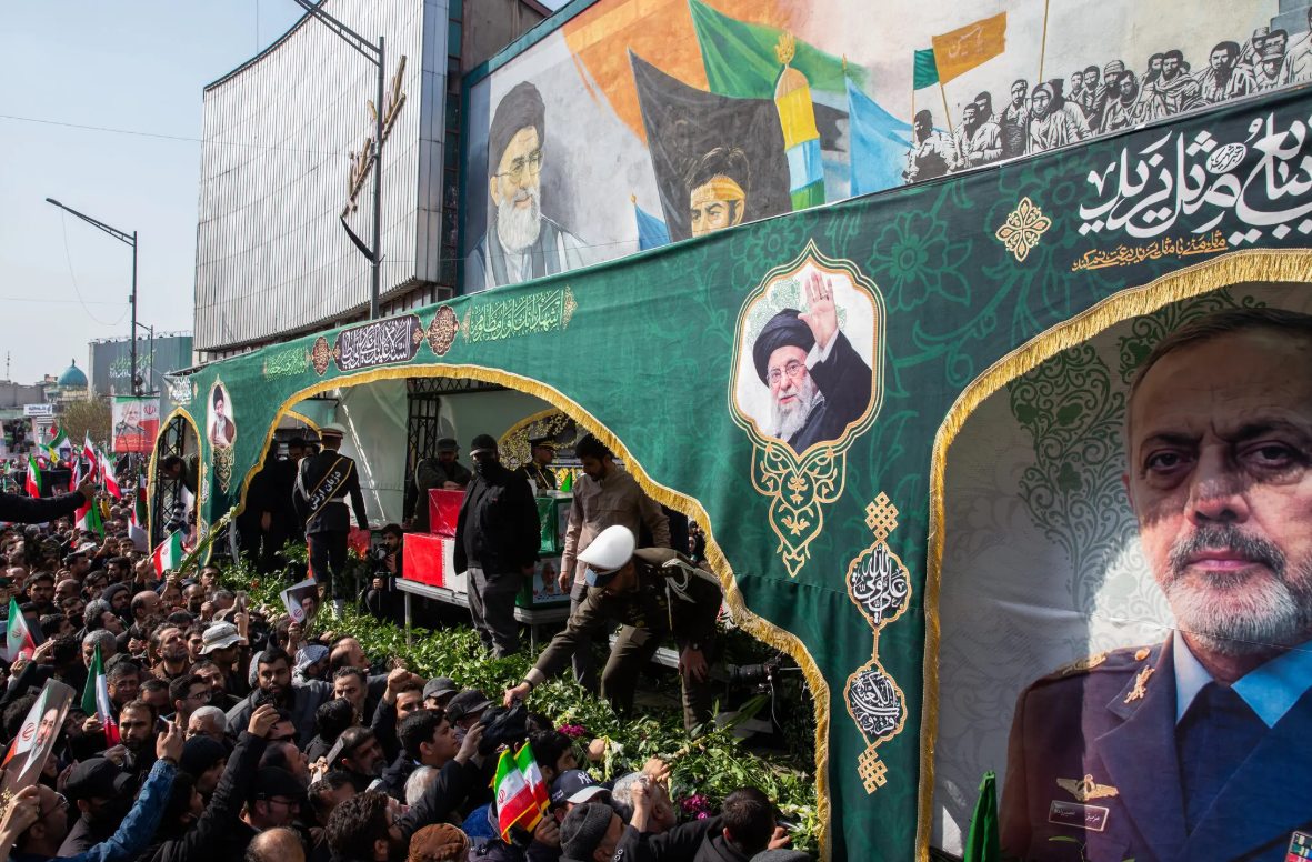 伊朗已是“被拔光牙齿的老虎”？美媒：现在的袭击更高效，也更致命