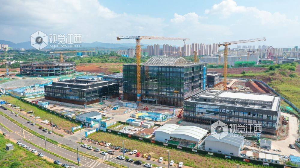 中国稀土集团总部及科创中心项目建设忙(钟万汕 摄)