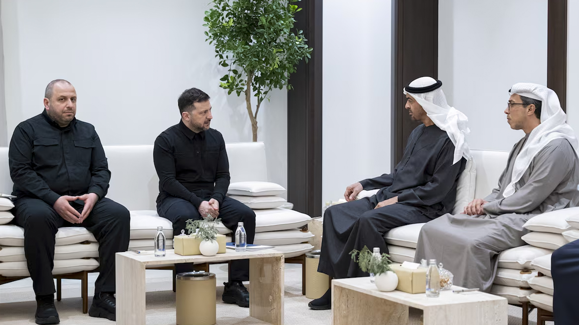 乌克兰与中东三国签署防务合作协议