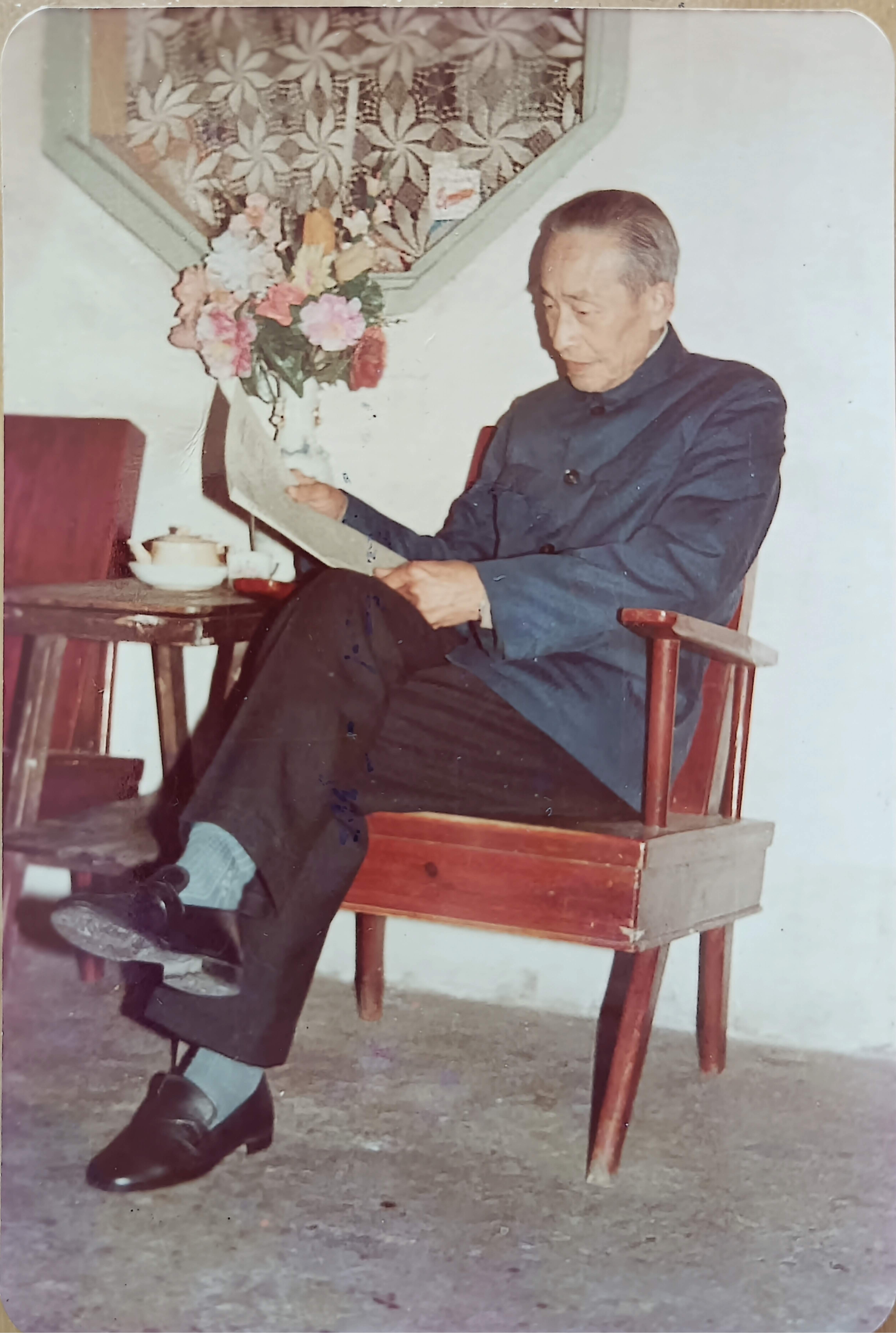 吴铮先生