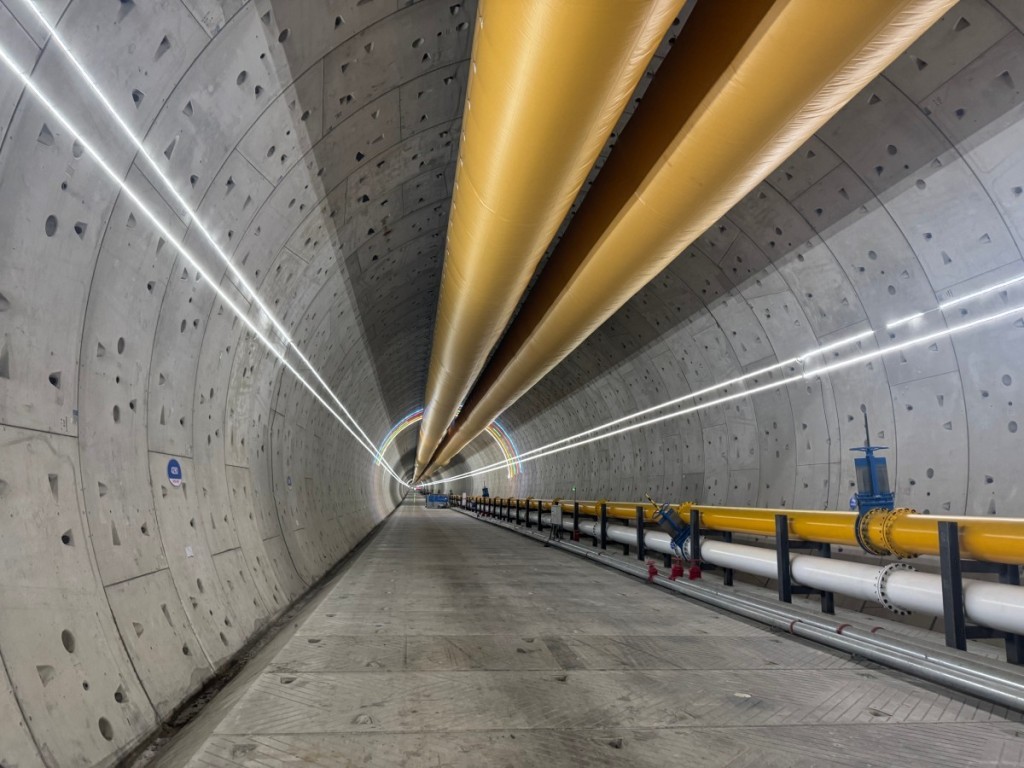 截至目前,崇太长江隧道“领航号”盾构机已掘进11.2千米,剩余段落正稳步推进 澎湃新闻记者 徐亦嘉 图