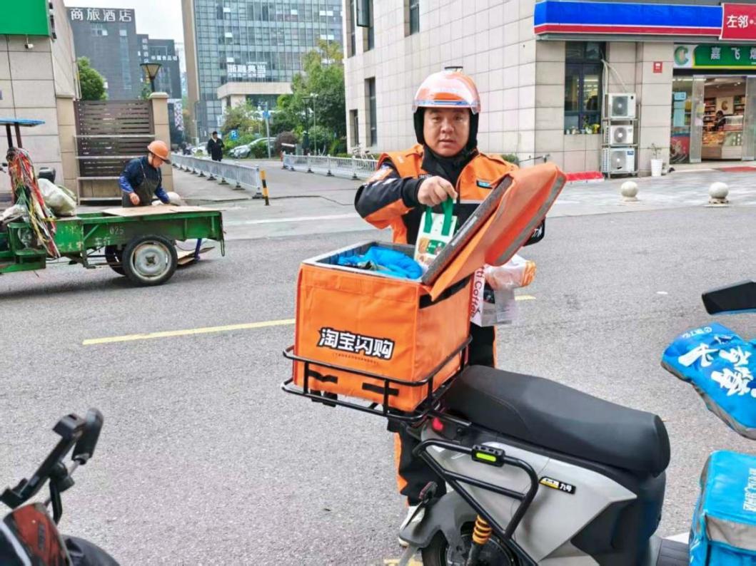 7500名甬城“移动哨兵”，吹响基层治理第一声