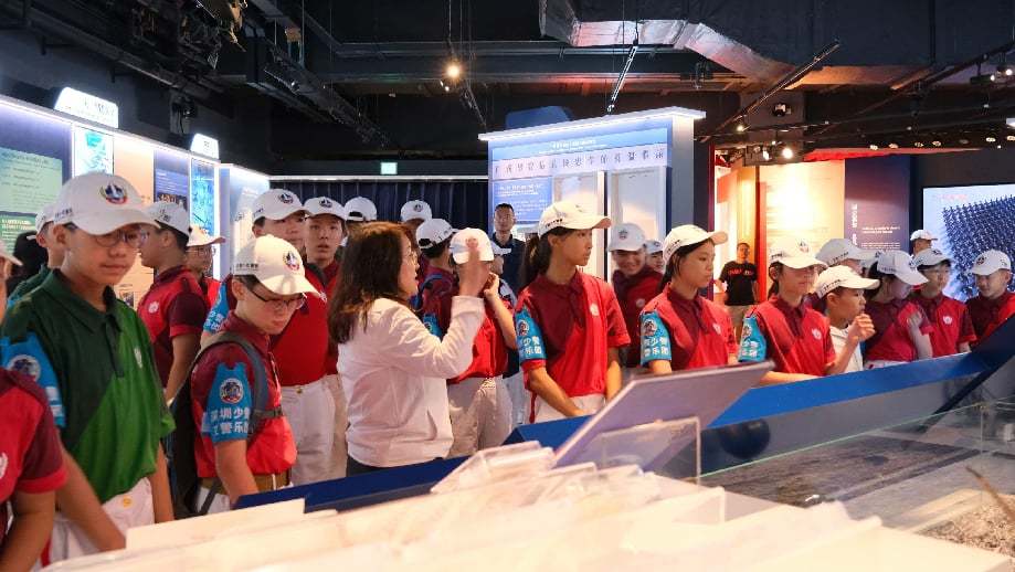 参观香港国家安全馆