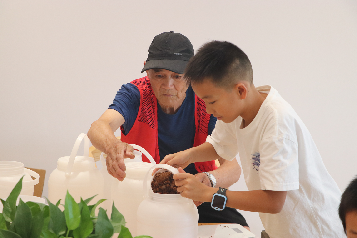 入选全国“未来星社区”!从一杯咖啡渣撬动全社区垃圾分类