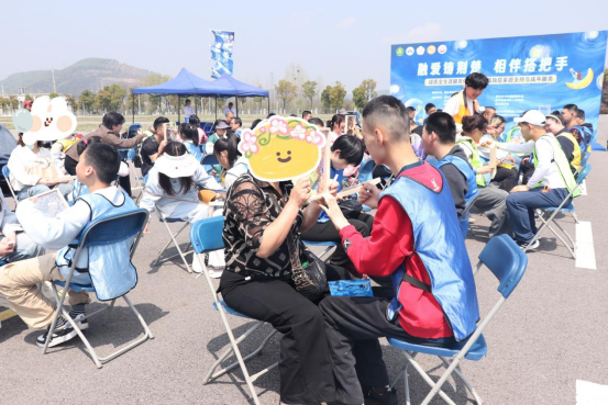 春风送暖 爱意同行 “世界孤独症日”主题活动在武汉市精神卫生中心常福院区举行