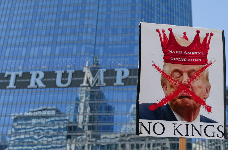 伊朗总统:美国人民厌倦了“以色列国王们”的统治